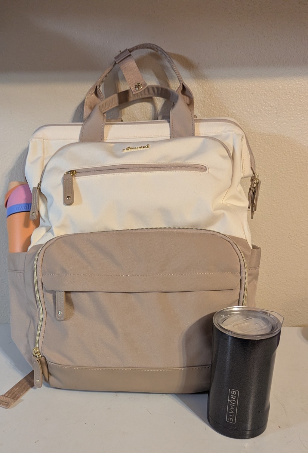 What I Pack in My Personal Item for Every Flight (Domestic & International)